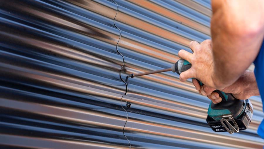 Eurofast propose la fixation adéquate pour chaque projet de toiture et de mur