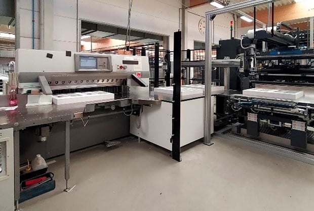 Graphius augmente son efficacité et son ergonomie avec la taqueuse automatique Baumann BASA 3