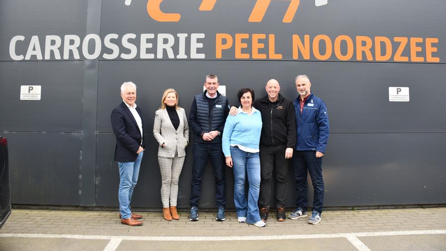 Axial zet zijn nieuwste lid in de kijker