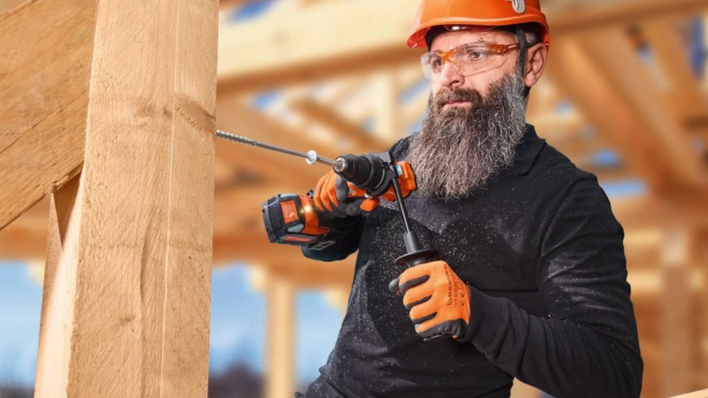 Berner lance EASYtimber PRO : une nouvelle référence en matière de vis pour la construction en bois