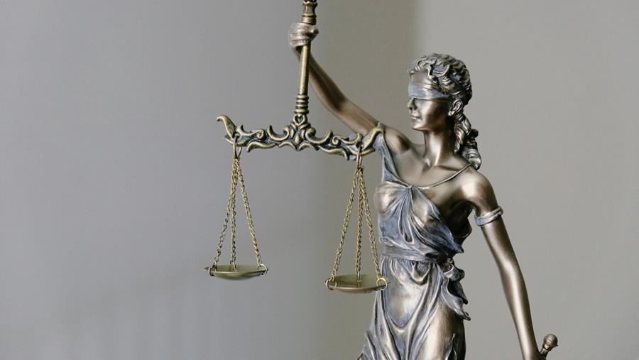 Est-il possible de retenir une voiture jusqu'à ce que la facture soit payée?