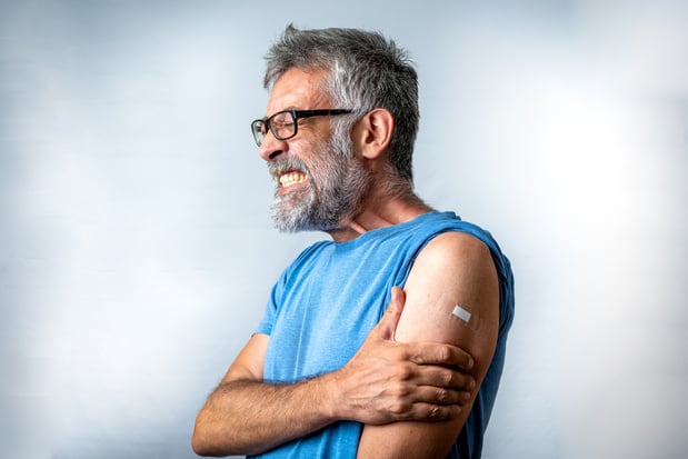 Cabotégravir/rilpivirine : accueil mitigé pour l'injection SC comme alternative à l'IM
