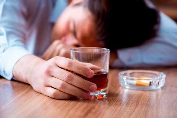HGR wil erkenning alcoholoog en verslavingsdeskundige