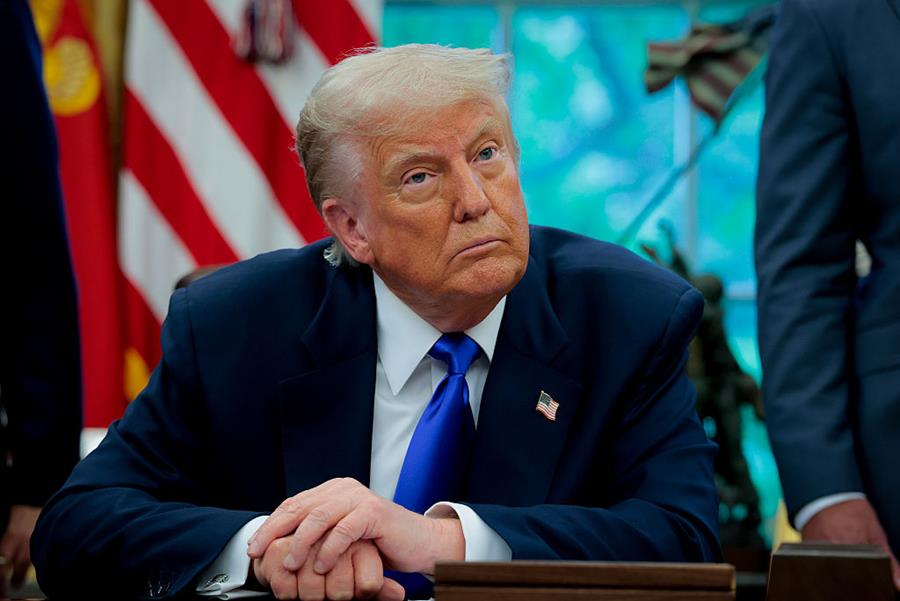 Trump abandonne la présentatrice de Fox pour une femme médecin chef chantre de la médecine « holistique »