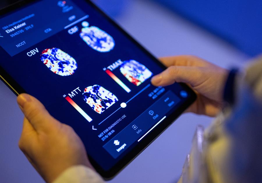 Le soin augmenté : mythe ou mutation réelle ?