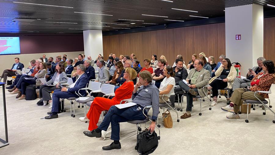 Geestelijke gezondheidszorg: hoe geraken we uit het doolhof?